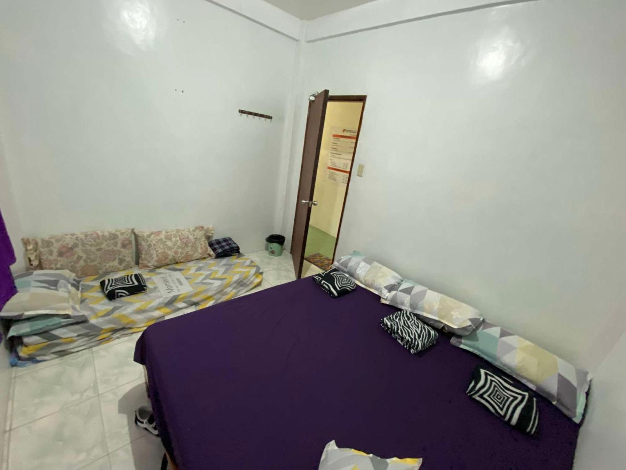 Estrelle Orange House - Backpackers Hub Apartment Puerto Princesa Exterior photo