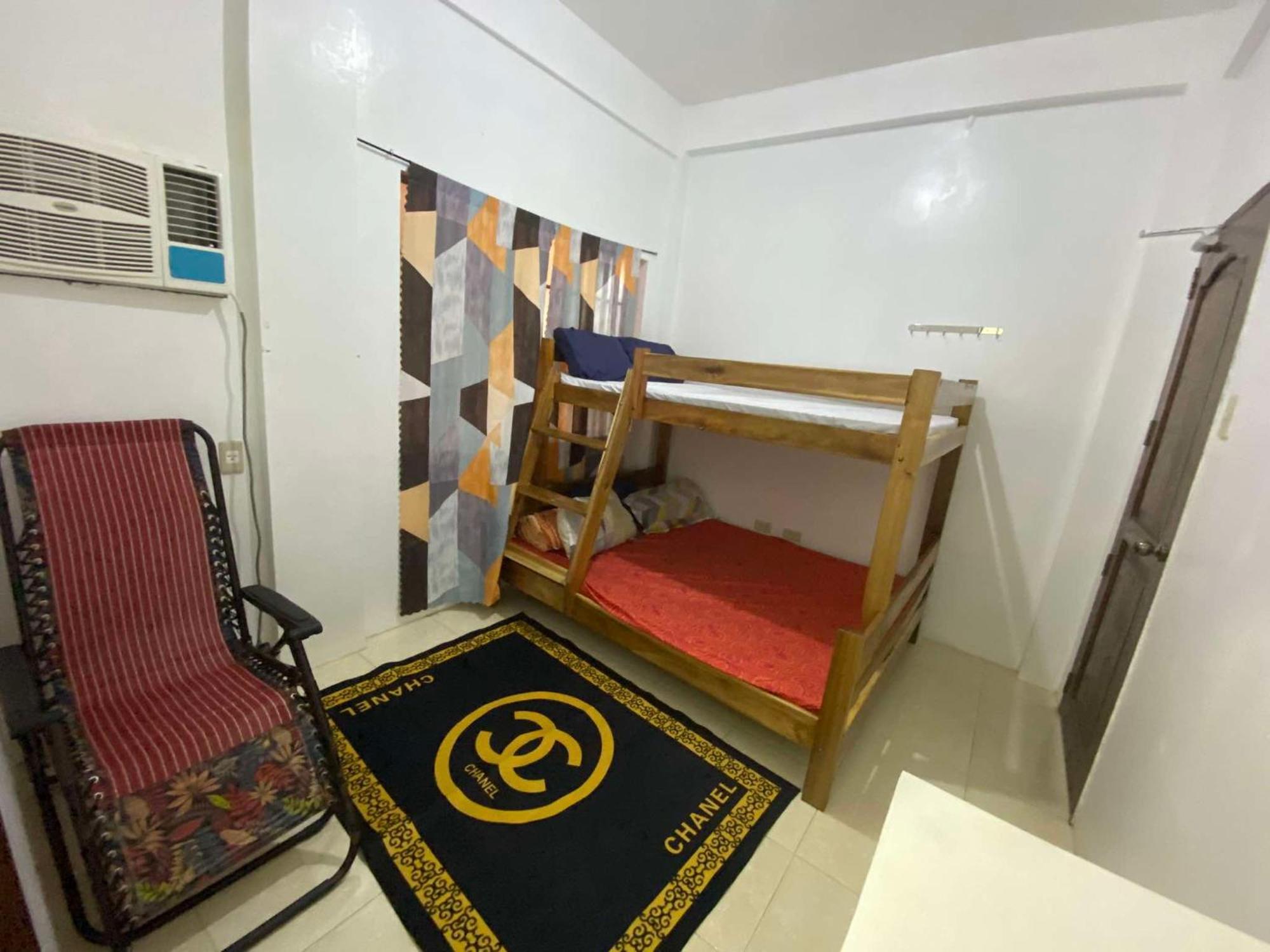 Estrelle Orange House - Backpackers Hub Apartment Puerto Princesa Exterior photo